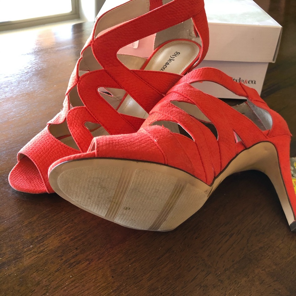 Bright Coral Heels - Picture 2 of 3